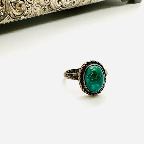 STERLING SILVER TURQUOISE RING